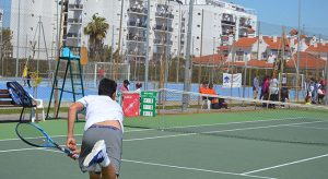 El Portil vive un interesante torneo de tenis esta semana.