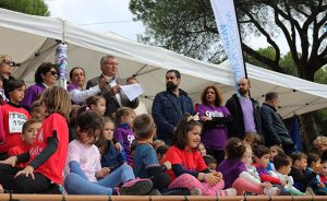 El alcalde Juan Miguel Polo leyó un manifiesto institucional contra la Violencia de Género, al coincidir la prueba con el 25-N.