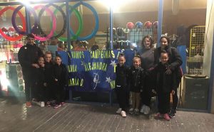 Conjunto Prebenjamín y equipo técnico del GR Huelva en Murcia.