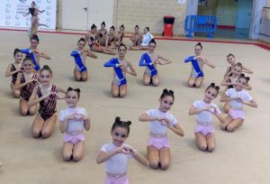 Gimnastas de la categoría Absoluta, todas clasificadas para el Nacional de Pamplona.