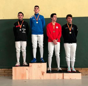 Stefan Rojas, en lo más alto del podio del torneo celebrado en Córdoba.