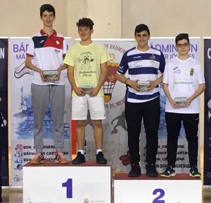 En los dobles masculino Sub 15, Antonio Macías logró la medalla de plata.