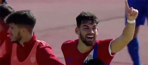 Israel Puerto celebra el gol que, a la postre, dio el triunfo al Recre. / Foto: Captura imagen TV @footters.