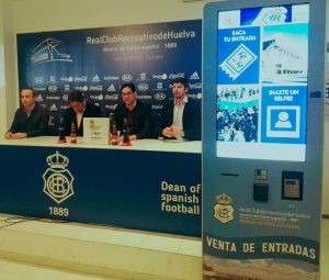 Un momento de la presentación del sistema online de venta de entradas del Recre. / Foto: @recreoficial.