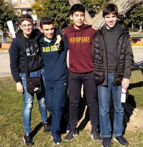 Componentes del equipo D'Huelva, subcampeones en la VI Olimpiada Interescolar de Ajedrez de Sevilla.