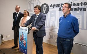 Un momento de la presentación programa de actividades con motivo de la disputa en Huelva y la provincia de la Copa de Europa de Triatlón y el Campeonato Iberoamericano.