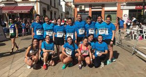 Participantes del Club Atletismo Arcoiris en la prueba Absoluta femenina.