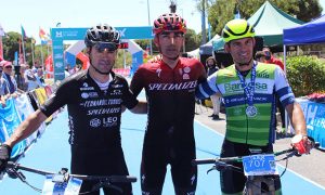 Podio de ganadores de la carrera masculina de la VII Huelva Extrema.