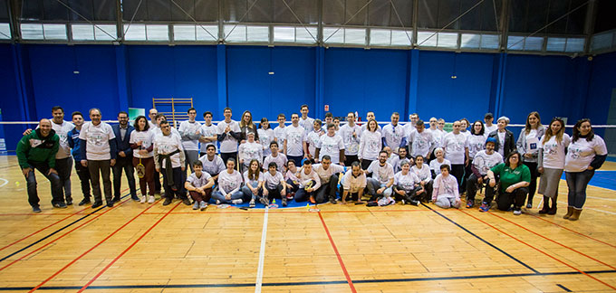 Grupo 'Badminton sin barreras' en el Palacio de Deportes Carolina Marín.