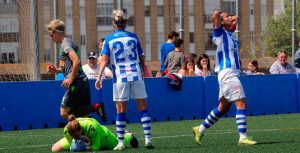 Pese a buscar la victoria con ganas, el Sporting no pasó del empate sin goles con la Real. / Foto: www.lfp.es.