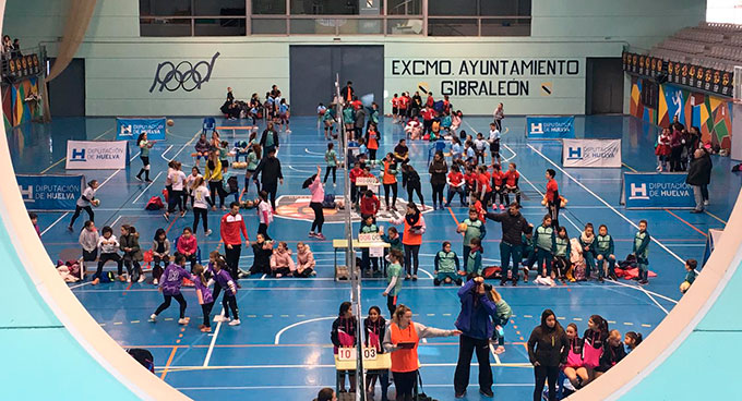 Gibraleón pone punto y final a las concentraciones de minivoley de La Provincia en Juego.