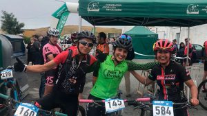 Podio femenino de la prueba ciclista celebrada en Villablanca.