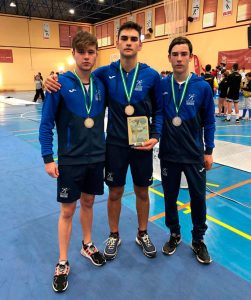 Equipo Cadete de espada masculina, que fue plata en este evento del fin de semana.