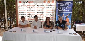 Un momento de la presentación del Campus 'David Aganzo Football Experiencie', que tendrá lugar en Punta Umbría del 15 al 26 de julio.