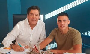 El centrocampista Gustavo Quezada llega cedido por el Lugo. / Foto: @recreoficial.