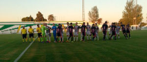 Momentos previos al choque entre el Badajoz y el Recreativo. / Foto: @CDBadajoz.