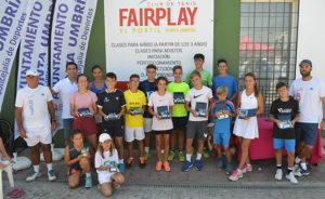 Los primeros clasificados en las diversas categorías en el Trofeo de Tenis 'Ciudad de Punta Umbría'