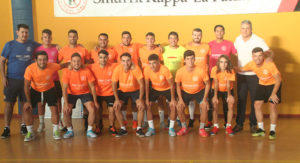 Formación del Smurfit Kappa en el inicio de los entrenamientos.