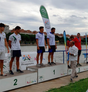 Pablo Moreno y Carlos Rovira, en el podio.