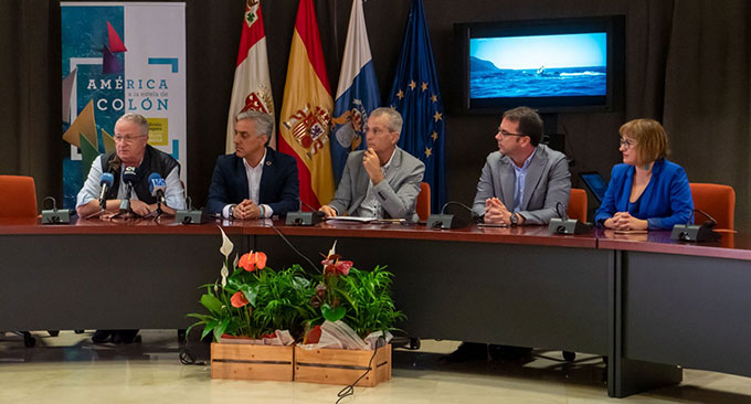 Un momento de la presentación en el Cabildo insular de la Regata Oceánica 'América a la estela de Colón'.