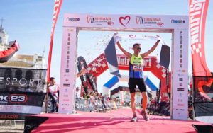 El ganador de la prueba masculina, Francisco Pérez. / Foto: José María Rodríguez Caro.