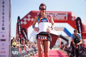 La sueca Johana Nilson ganó la prueba femenina de la VII Doñana Trail Marathon. / Foto: José María Rodríguez Caro.