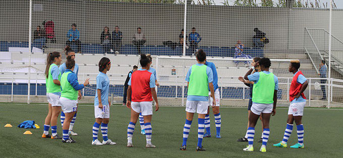 El Sporting regresará al trabajo este martes en el campo de Los Rosales. / Foto: @sportinghuelva.