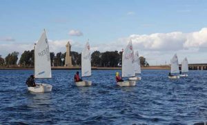 El Campeonato Provincial de Vela de la clase Ótimist-II Memorial Manuel Ortiz Trixac 'Boby' fue todo un éxito.