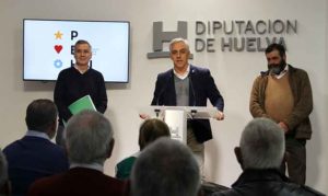 Un momento de la presentación en la Diputación Provincial del libro que glosa la historia del Club Deportivo Zarza.