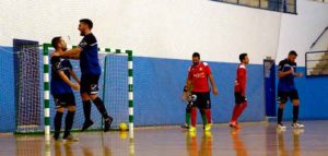 Los jugadores del cuadro astigitano celebran el tanto del empate ante el CD Villalba FS. / Foto: @EcijaFutsal.