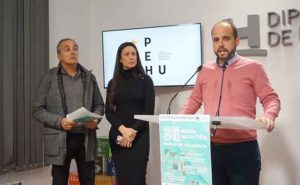 Un momento de la presentación en la Diputación Provincial de la 35 Media Maratón 'Ciudad de Ayamonte'.