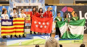 Sergio Santos, Cristóbal Gómez y Miriam Camacho lograron el bronce por equipos con Andalucía.