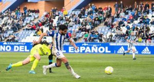 Chuli, cumplida su sanción, regresará con casi toda seguridad al once del Recre. / Foto: @recreoficial / P. Sayago.