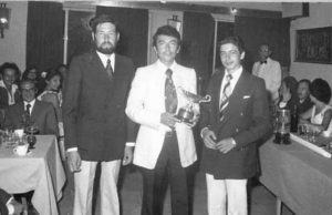 Paco Peralta, junto a Pepe Prieto y Pepe Saavedra, campeones de España en 1976.