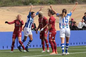 Alegría lógica en el Sporting tras anotar Mascaró el tanto del empate. / Foto: www.lfp.es.