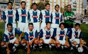 Formación del Recre en uno de los partidos de la temporada 2000-01.