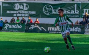 Luis Madrigal ha completado una gran temporada en el Atlético Sanluqueño y puede recalar en el Recre. / Foto: Juan Caraballo / @atcosanluqueno.