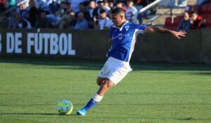 Yaimil Medina confesó que apenas ha parado dado que disputó con el Marbella el play-off de ascenso a Segunda División. / Foto: @recreoficial.