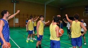 El Ciudad de Huelva regresa a los entrenamientos y espera jugar el domingo en Cáceres. / Foto: @CiudadDeHuelva.