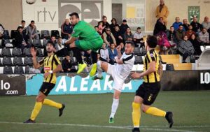 Puncho, en la imagen en un partido con el San Roque en Ceuta, ficha por el Cartaya. / Foto: Pepe Segura.