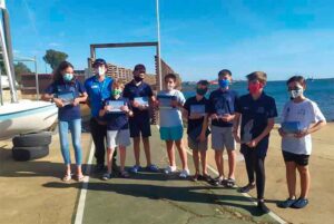 Los premiados del CDNPU en el II Provincial de Óptimist-Memorial Manuel Ortiz Trixac 'Boby'.