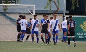 Atlético Onubense y Bollullos disputaron un derbi competido resuelto en favor del filial del Recre con un gol de Pablo González. / Foto: G. N.