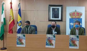 Un momento de la presentación del VII Campeonato de Andalucía de Natación de Larga Distancia en el Ayuntamiento de Aljaraque.