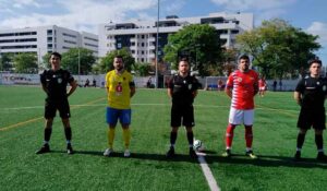 Prolegómenos del partido Ciudad Jardín-Aroche, que se apuntó el equipo serrano. / Foto: @arochecf.