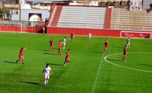 La Palma, por predisposición, juego y ocasiones, mereció más ante el Pozoblanco. / Foto: @C_DPozoblanco.