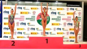 Nora Gómez logró la medalla de plata en aro y la de bronce con mazas.