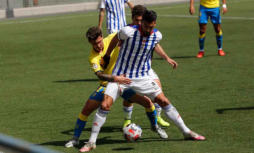 El Recre quiere corregir los errores del primer tiempo en Las Palmas para ganar este sábado al Marino. / Foto: @UDLP_Cantera.