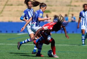 El Sporting toma ejemplo el partido ante el Atlético para buscar los puntos frente al Madrid CFF. / Foto: www.lfp.es.