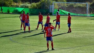 Decisivo partido para el Aroche este domingo en el campo del Torreblanca. / Foto: Sergio Lobo.