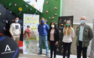 Un momento de la presentación del Campeonato de Andalucía de Escalada en Edad Escolar que tendrá lugar en Huelva.